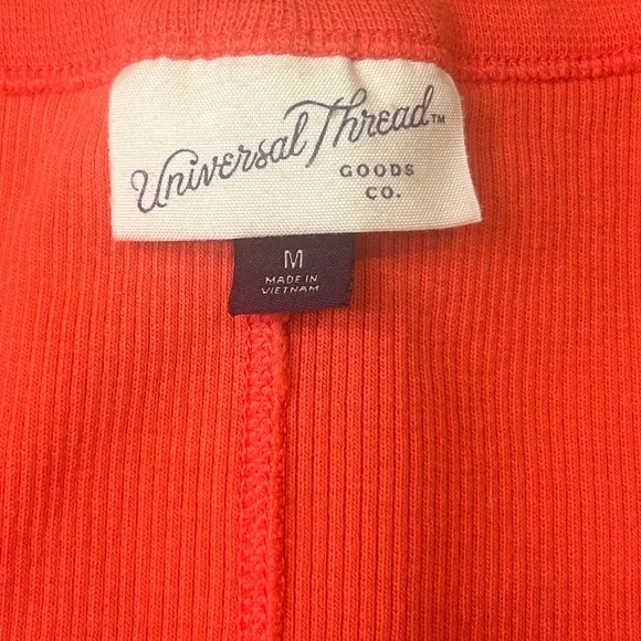 Bundle of Universal Thread Ribbed Sleeveless Tank Tops Medium - Picture 3 of 7